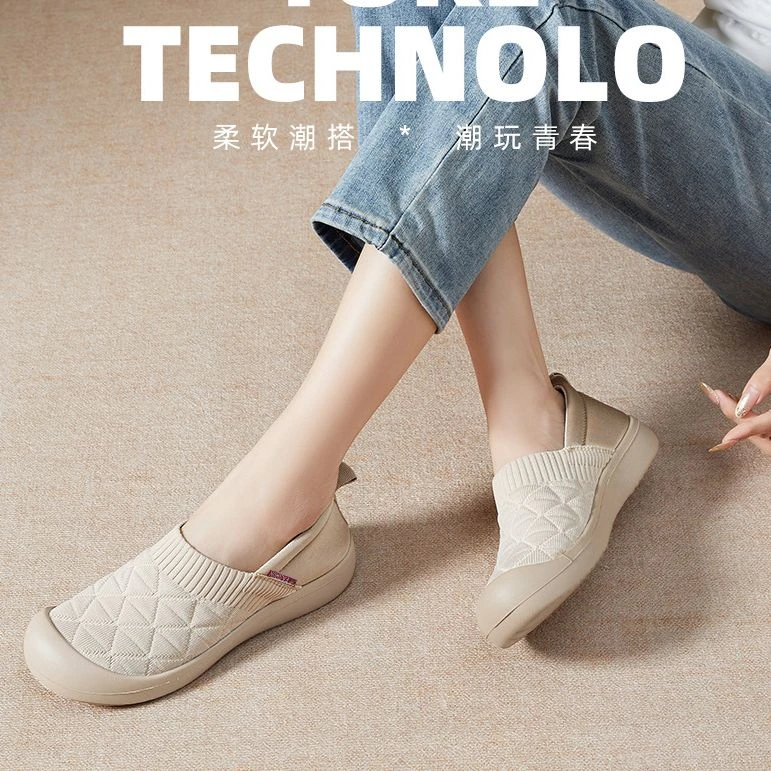 2025春季新款老北京布鞋女单鞋透气休闲运动妈妈鞋软底防滑健步鞋
