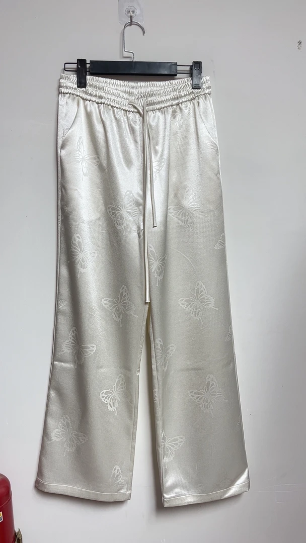 立体浮雕蝴蝶直筒裤轻奢百搭