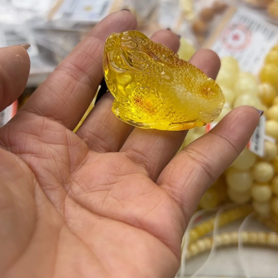 琥珀珠宝奇石未镶嵌