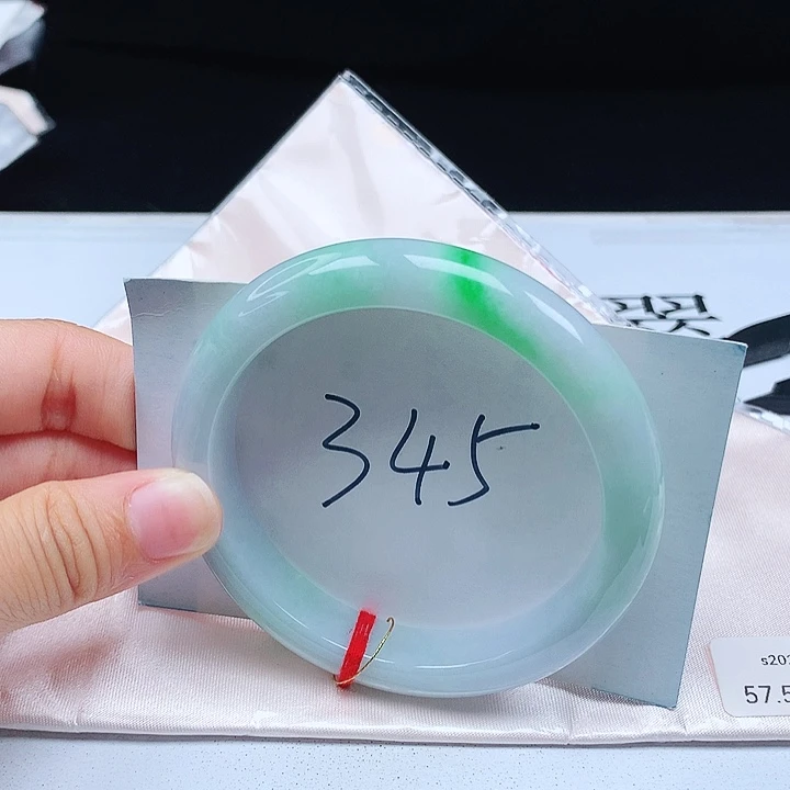 翡翠手镯未镶嵌57+正圈
