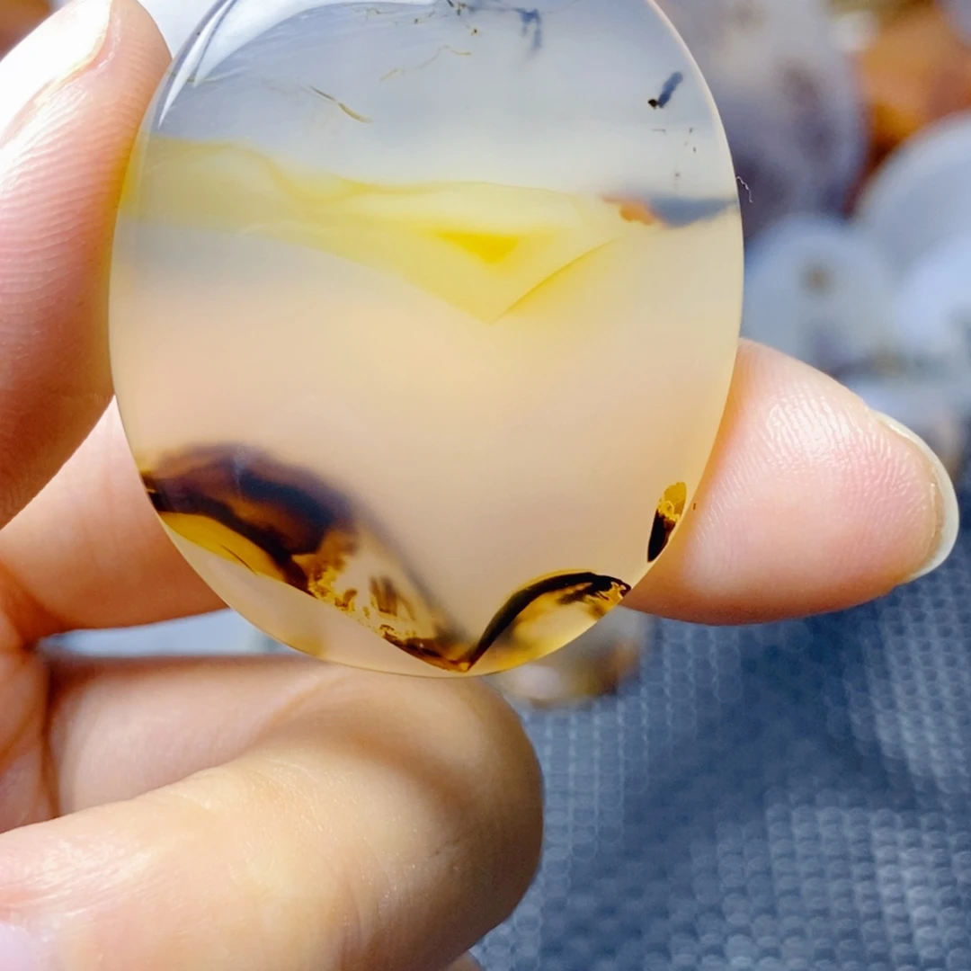 玛瑙/玉髓未镶嵌珠宝奇石