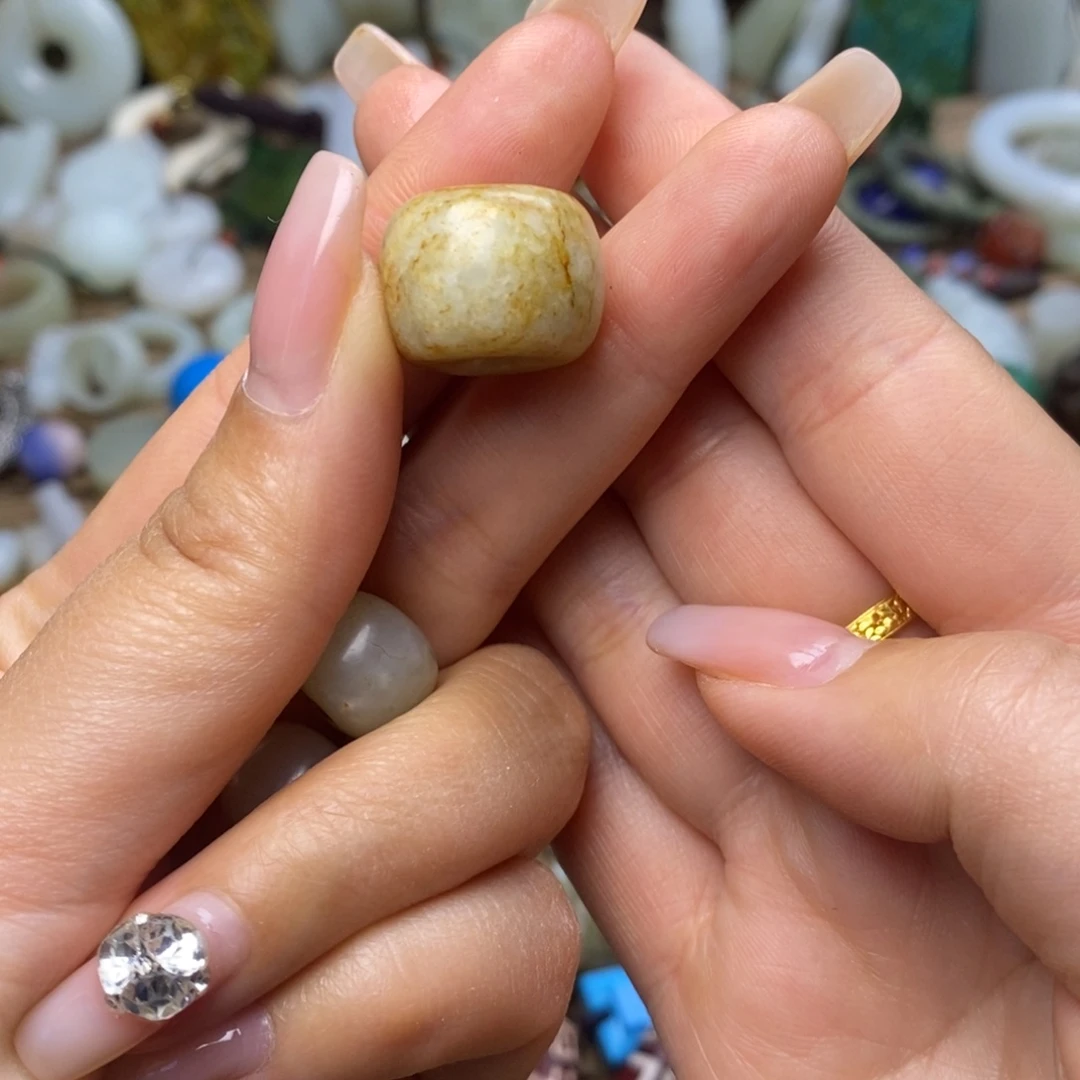 未镶嵌颈饰玛瑙/玉髓