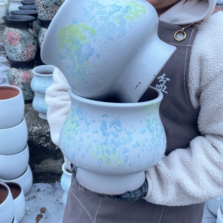 紫砂花盆口17高20瑕疵瑕疵