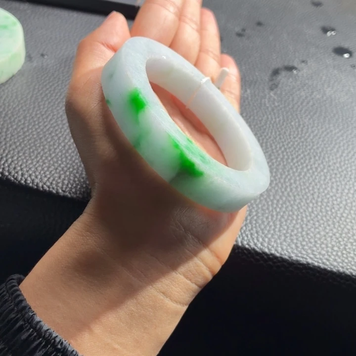 定制翡翠未镶嵌翡翠定制