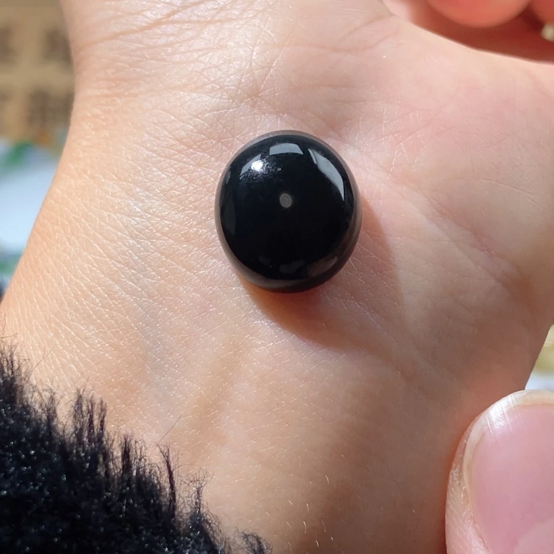 定制翡翠未镶嵌翡翠15.1×13.3×6.6