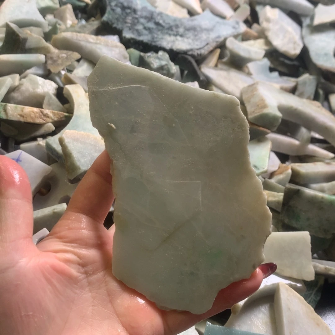 翡翠颈饰未镶嵌缅甸翡翠