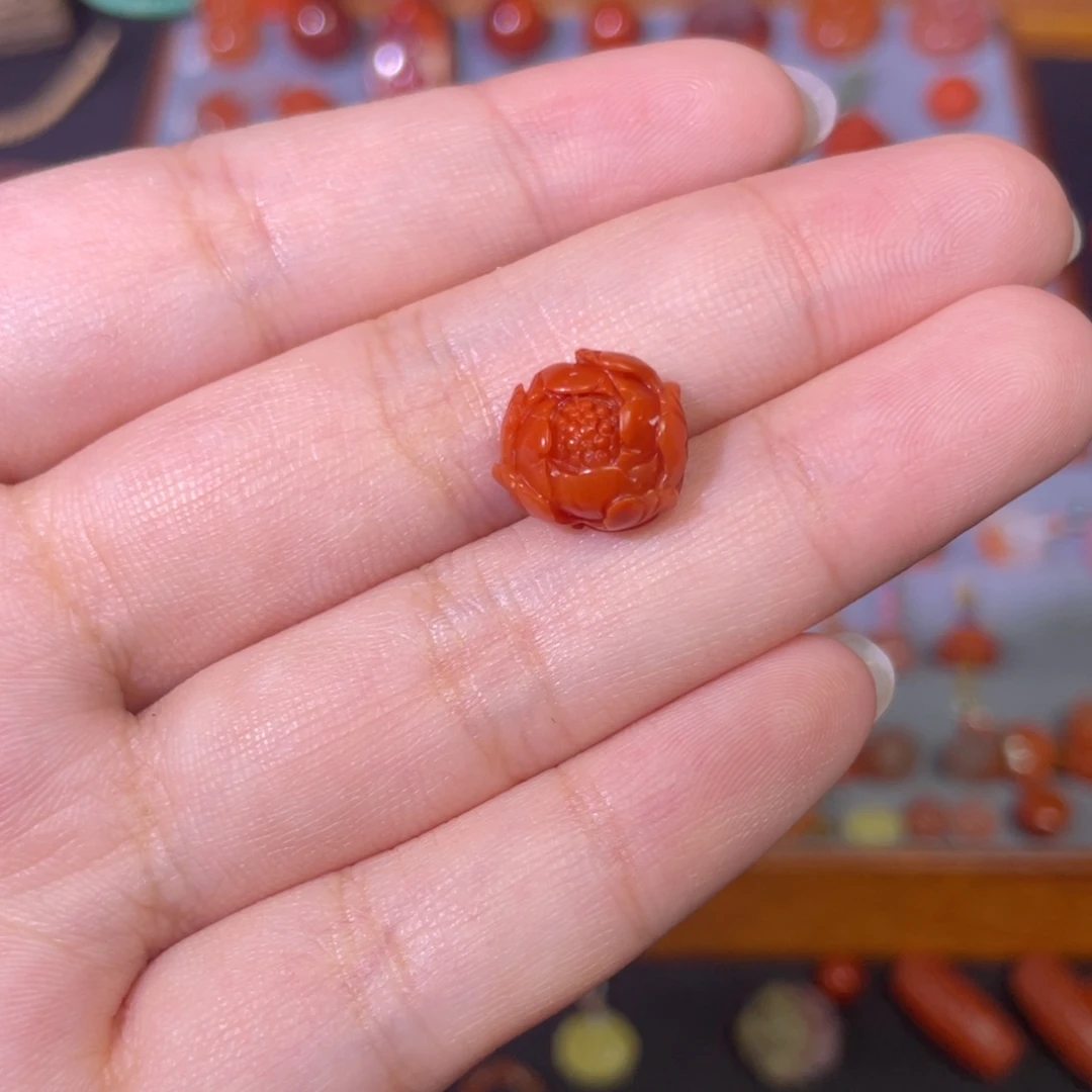菡***宝南红玛瑙牡丹花未镶嵌