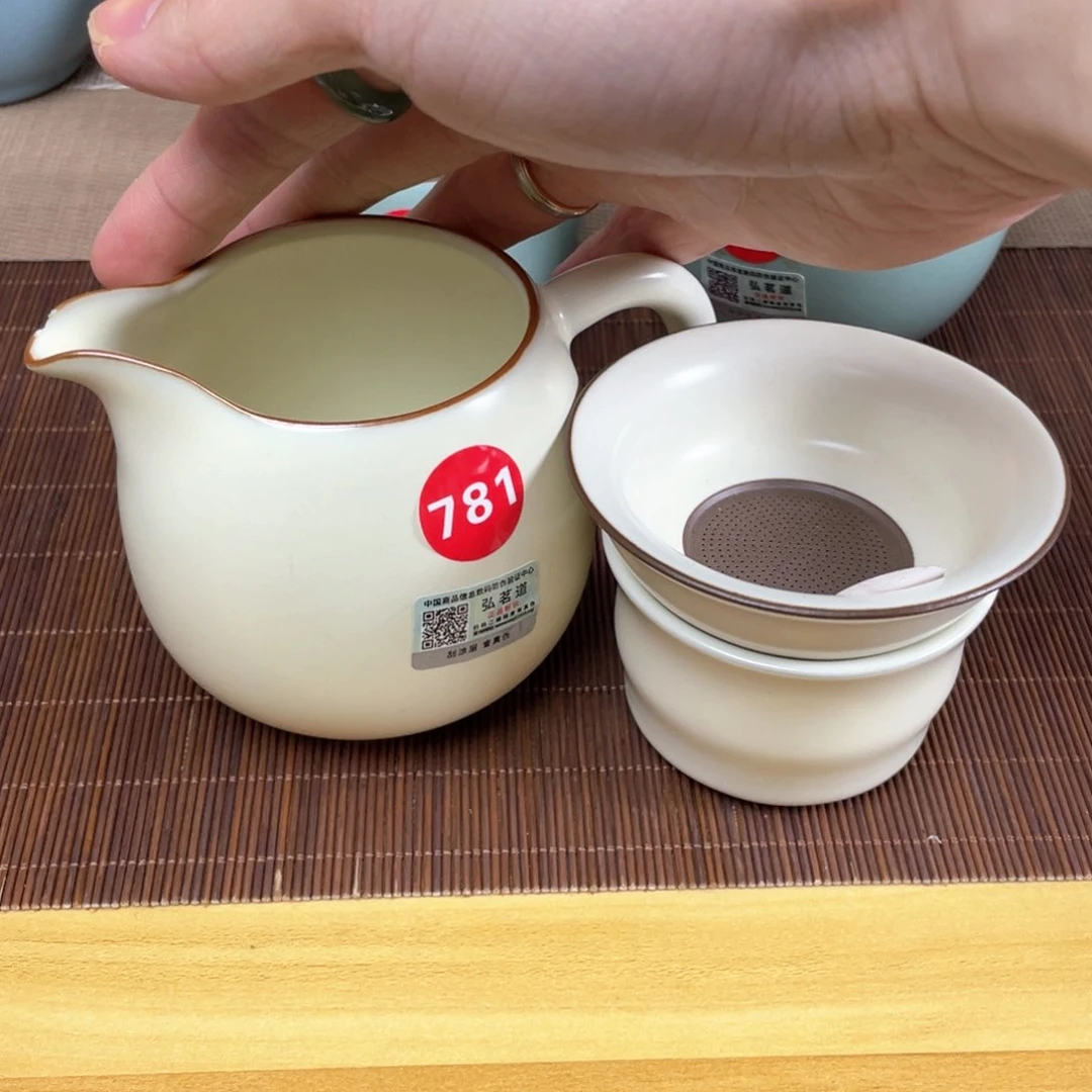 瓷片。。。。。。。。。。。。。。