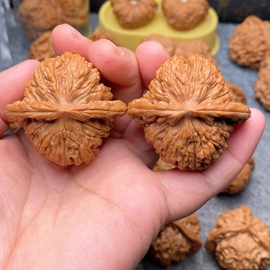 文玩核桃把件46全品汉高楼