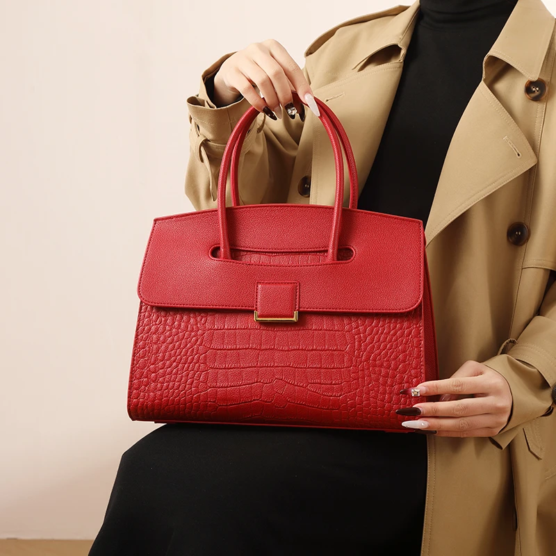 红色包包女轻奢大容量商务通勤托特包手提公文包鳄鱼纹斜挎包礼物
