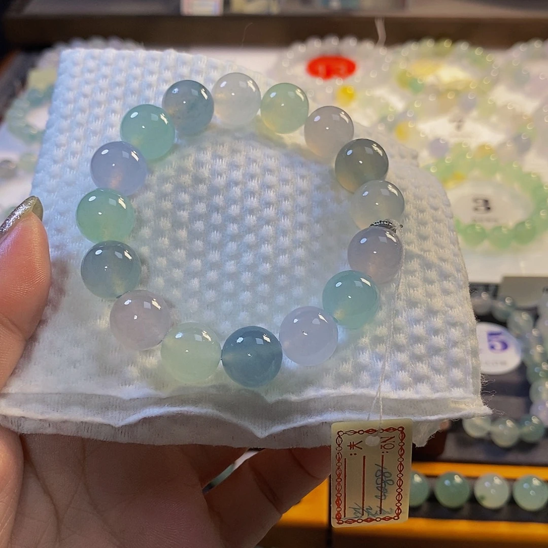 定制翡翠未镶嵌翡翠.