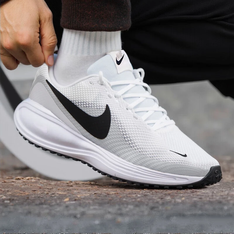 NIKE耐克男鞋2025新款低帮透气网面鞋跑步鞋轻便运动休闲鞋HJ9198