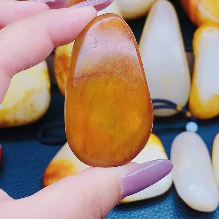 未镶嵌和田玉挂件