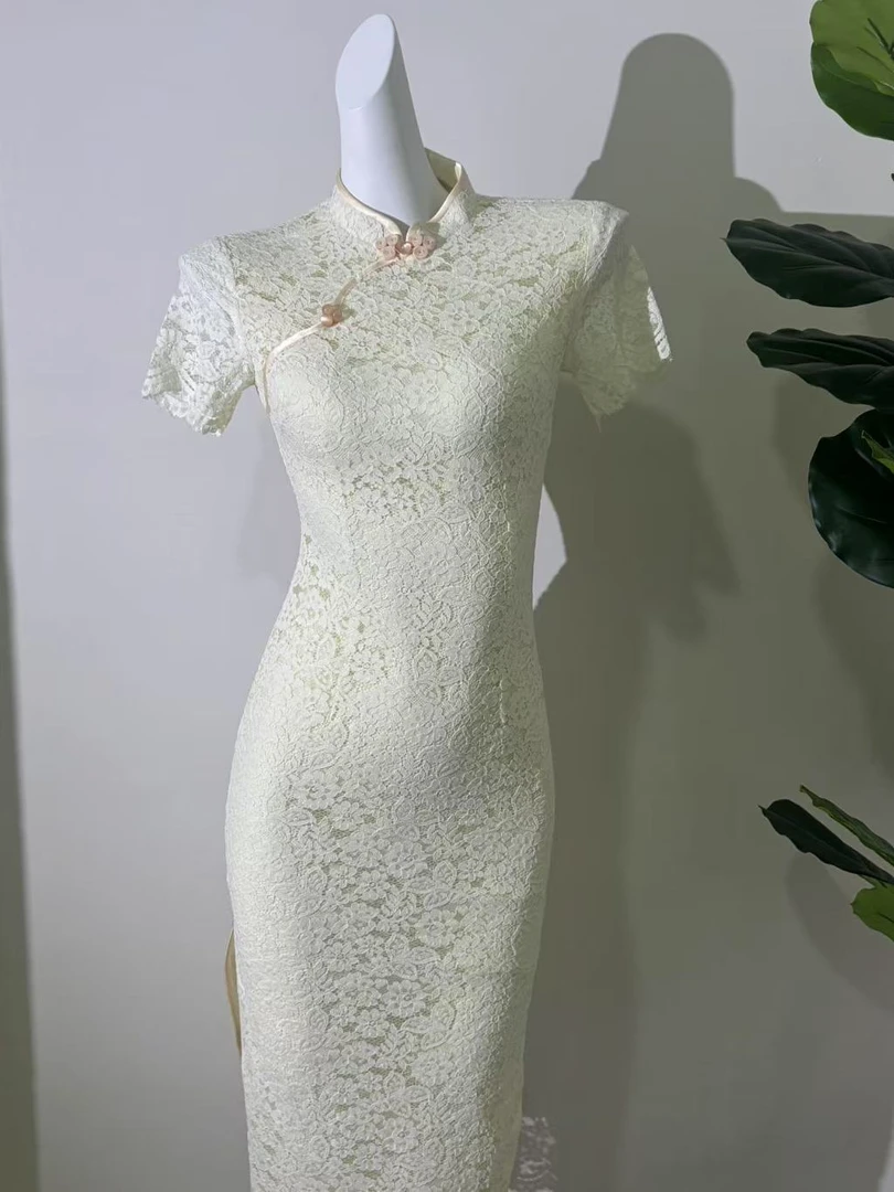 0079 米色 蕾丝（白月牙）旗袍