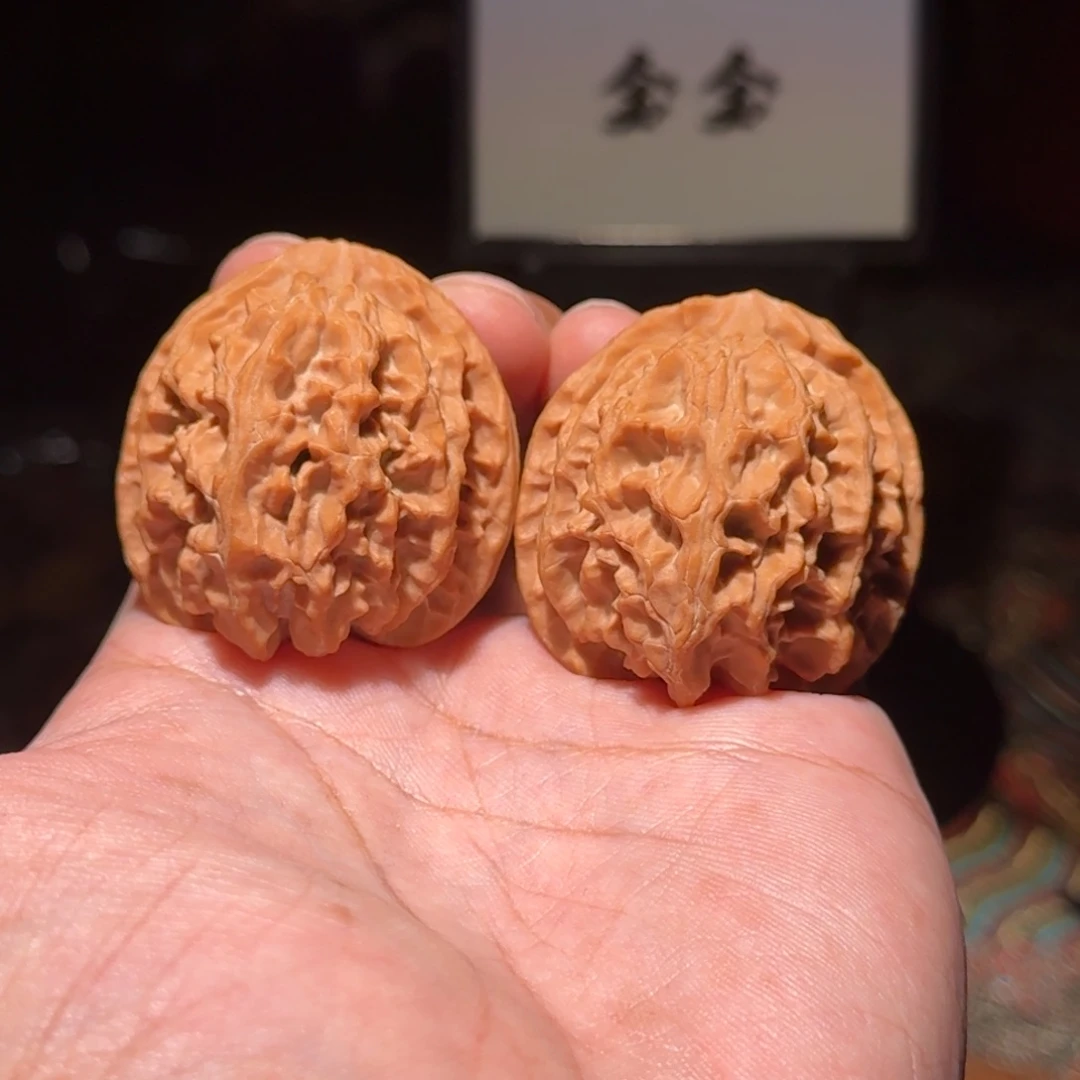把件核桃1027苹果园，尺寸39