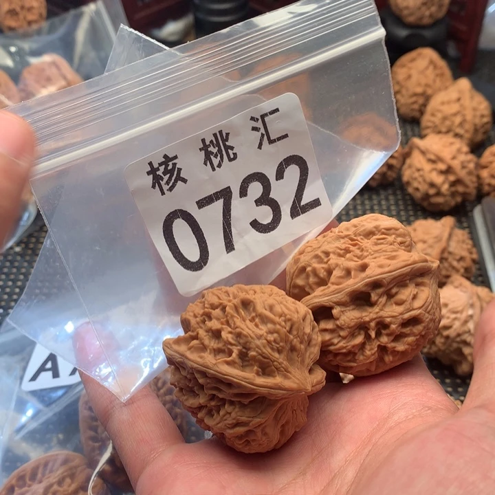 文玩核桃吊坠西北