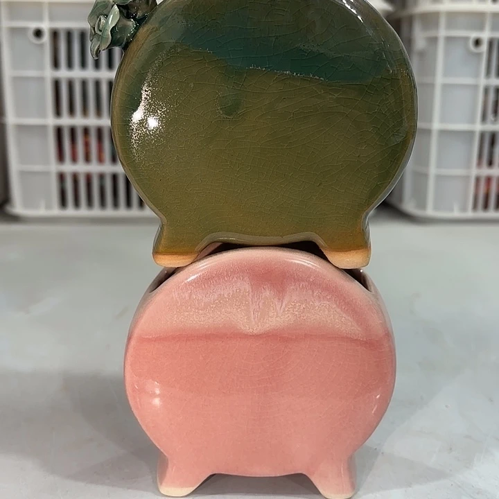 红陶张****圈非完美，介意慎拍。