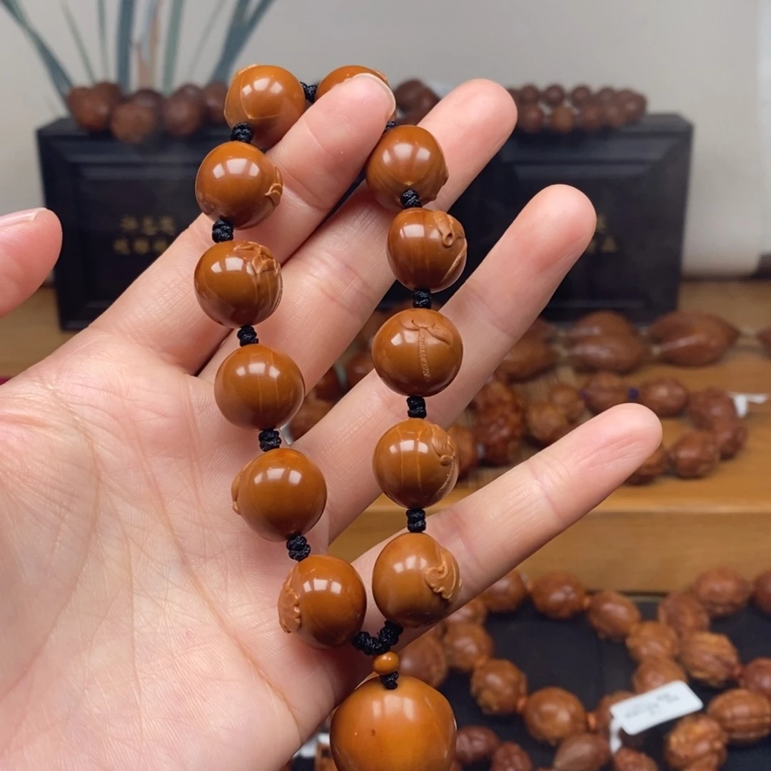 手串橄榄核曹华老师荷韵