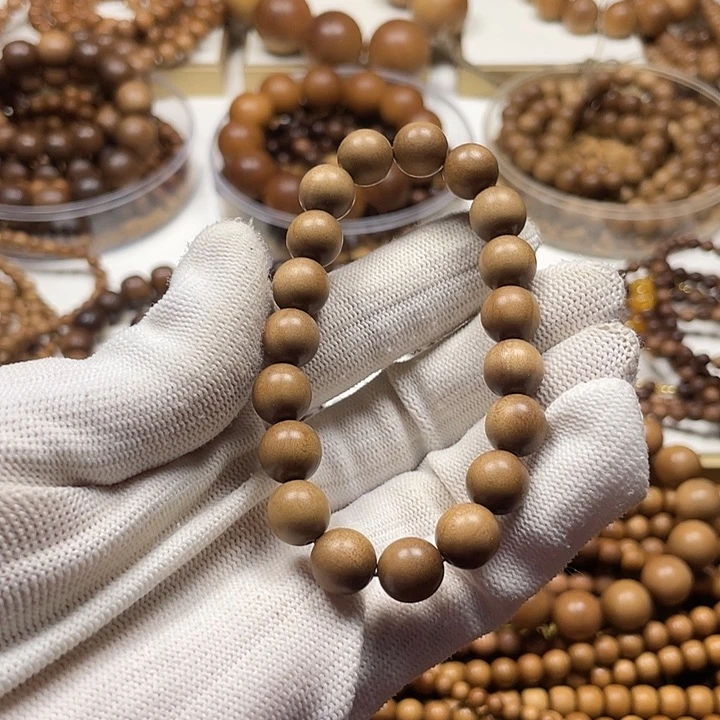 檀香木手串/手链1.0老山檀香顺纹黑肉