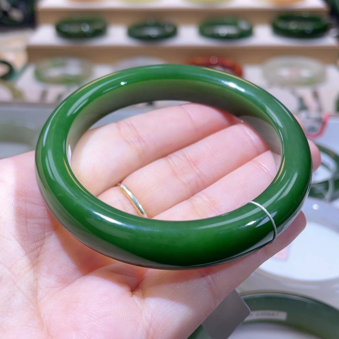 和田玉未镶嵌颈饰收藏级碧玉手镯55/56