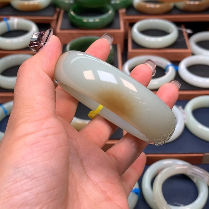 和田玉手镯5657圈口未镶嵌