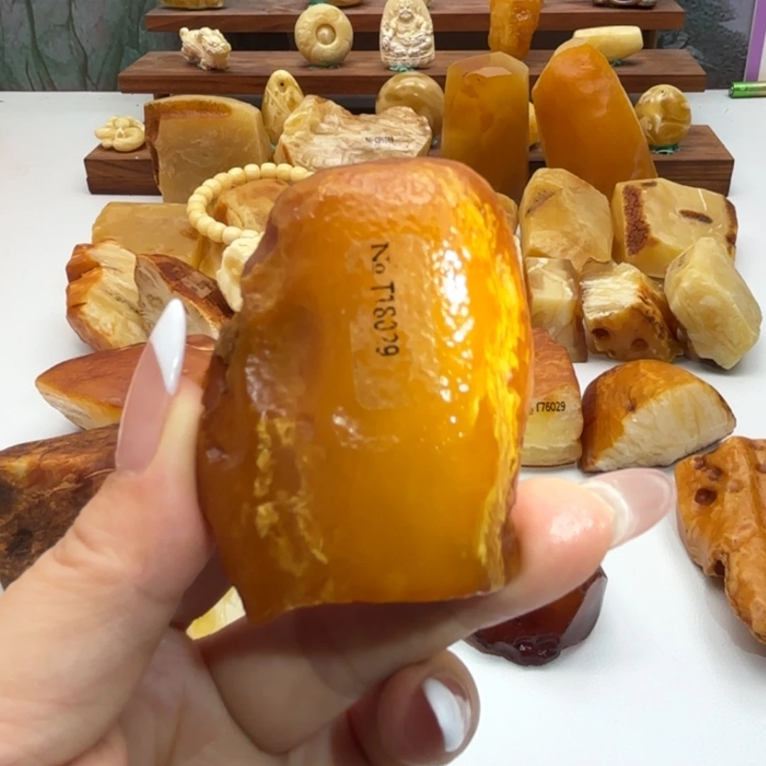 定制琥珀未镶嵌琥珀