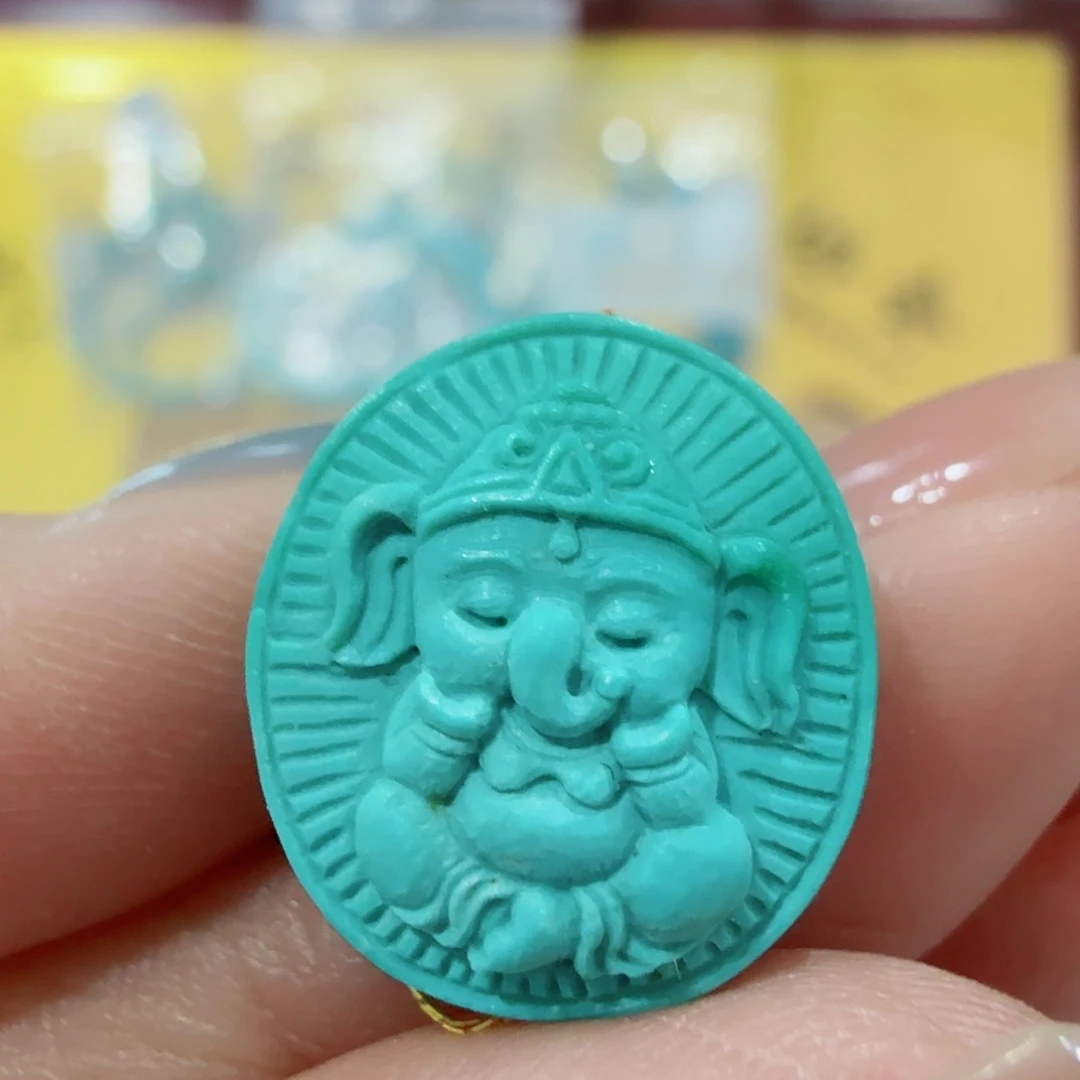 未镶嵌绿松石珠宝奇石