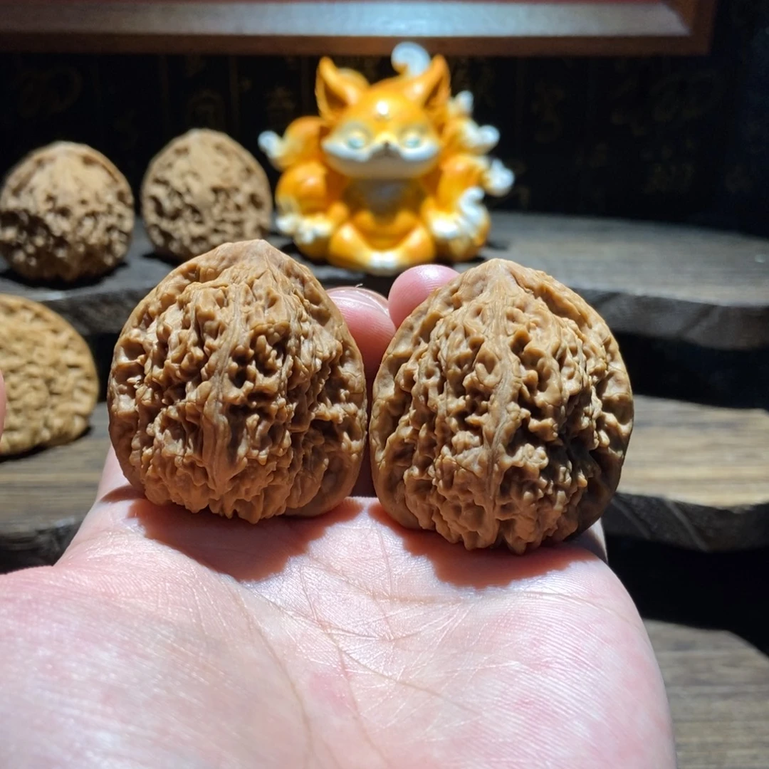 啊***哈把件文玩核桃涿鹿南将石