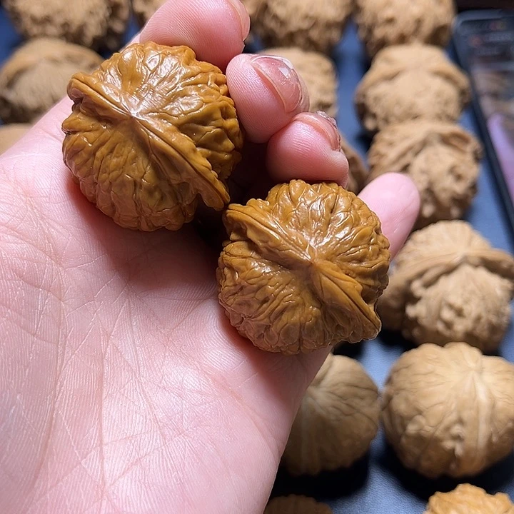 吊坠文玩核桃回血37石名门