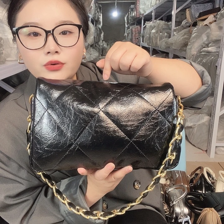 PU黄牛皮（革）PVC时尚潮流时尚