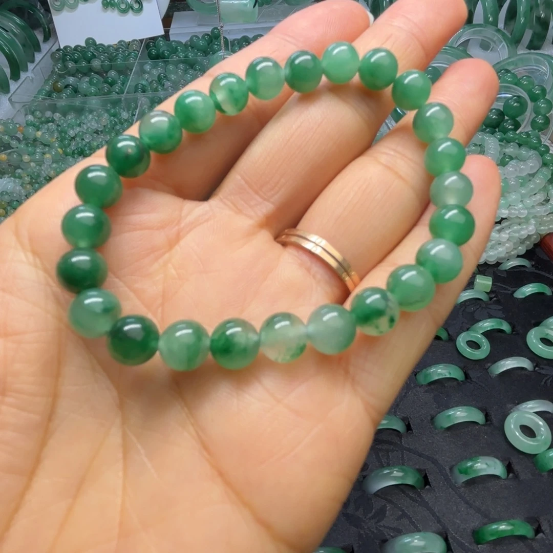 石英质玉（非洲翠）未镶嵌散珠冰绿手串