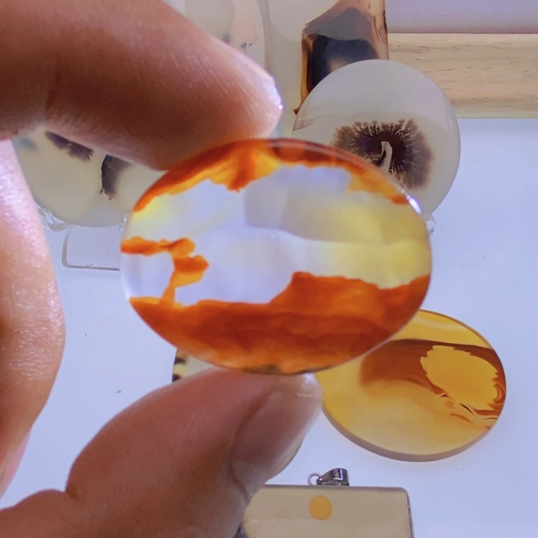 玛瑙/玉髓颈饰未镶嵌