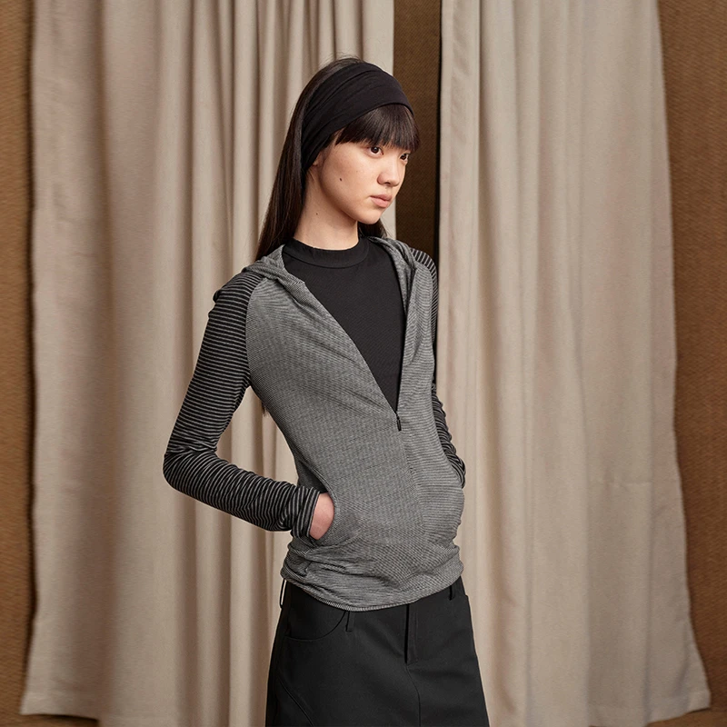 NUTH连帽条纹长袖撞色修身针织开衫女 黑灰条纹/杏棕条纹