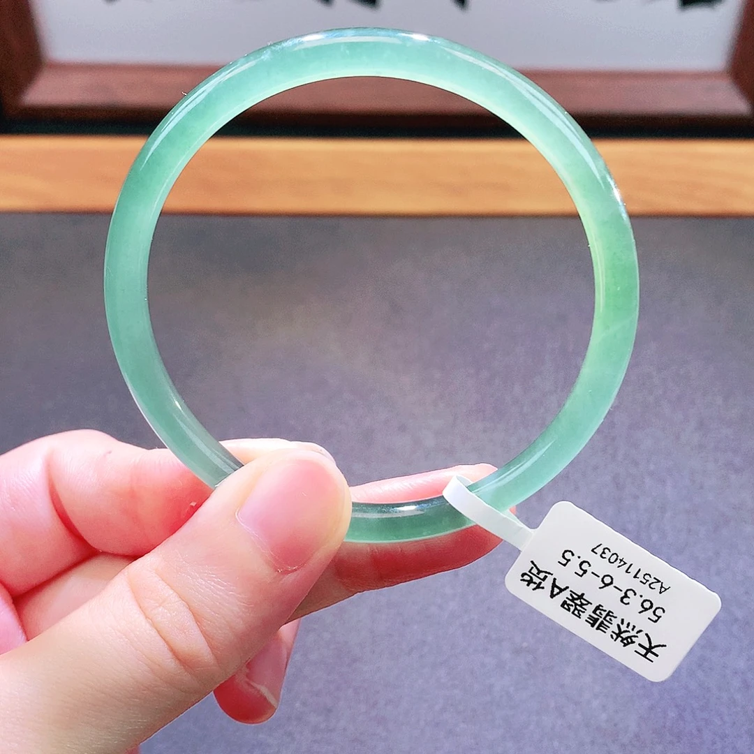 翡翠未镶嵌手镯天然翡翠