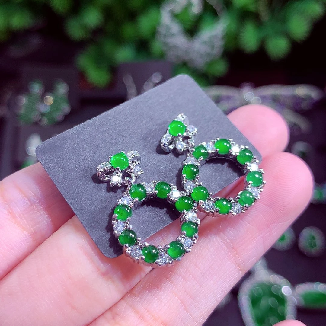 颈饰未镶嵌翡翠天然