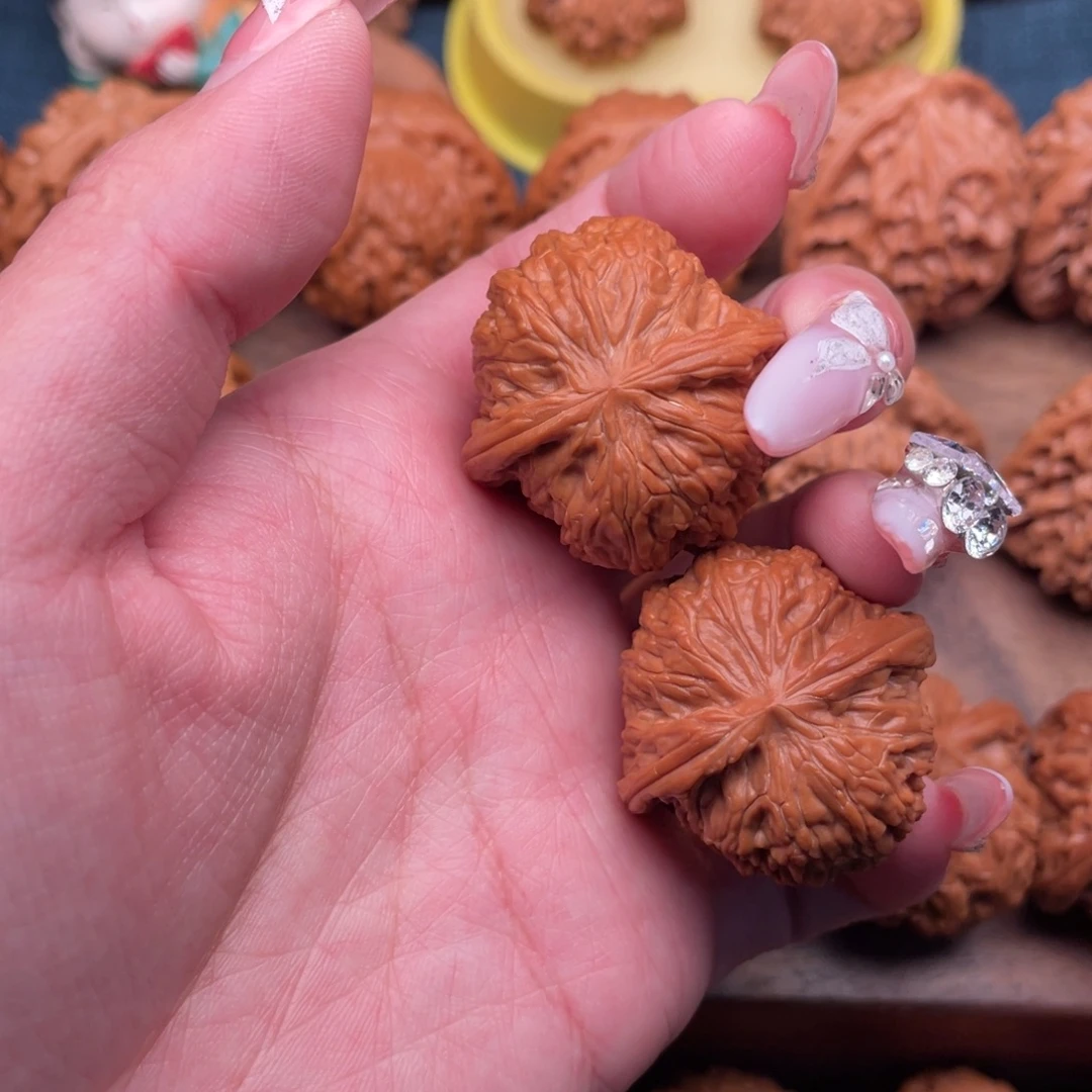 把件文玩核桃全品红皮山地磨33手捻