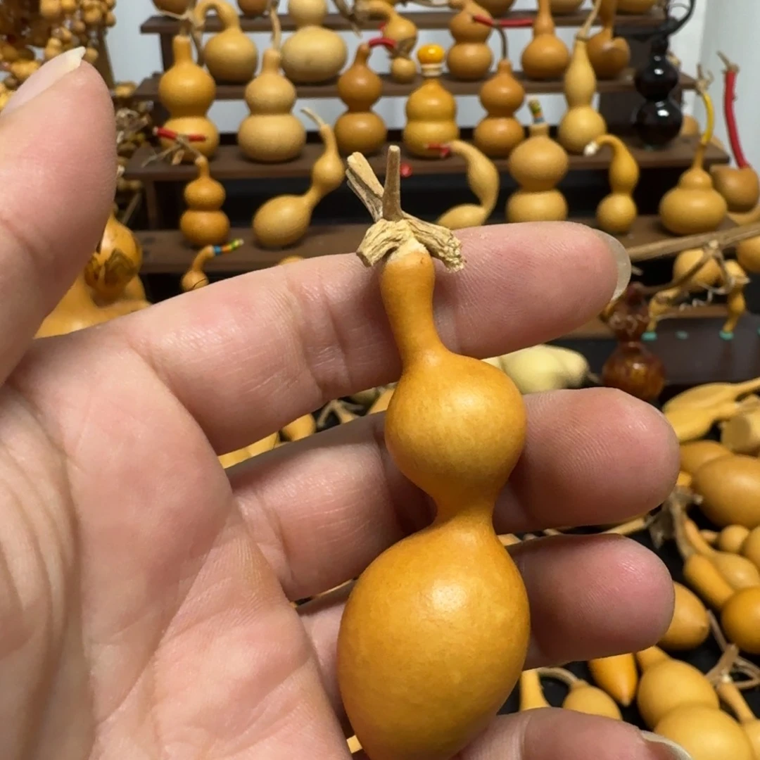 L***．精品蚂蚁葫芦系列