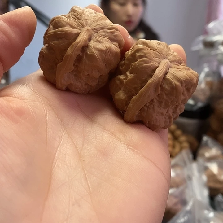 文玩核桃把件35一帆风顺红皮