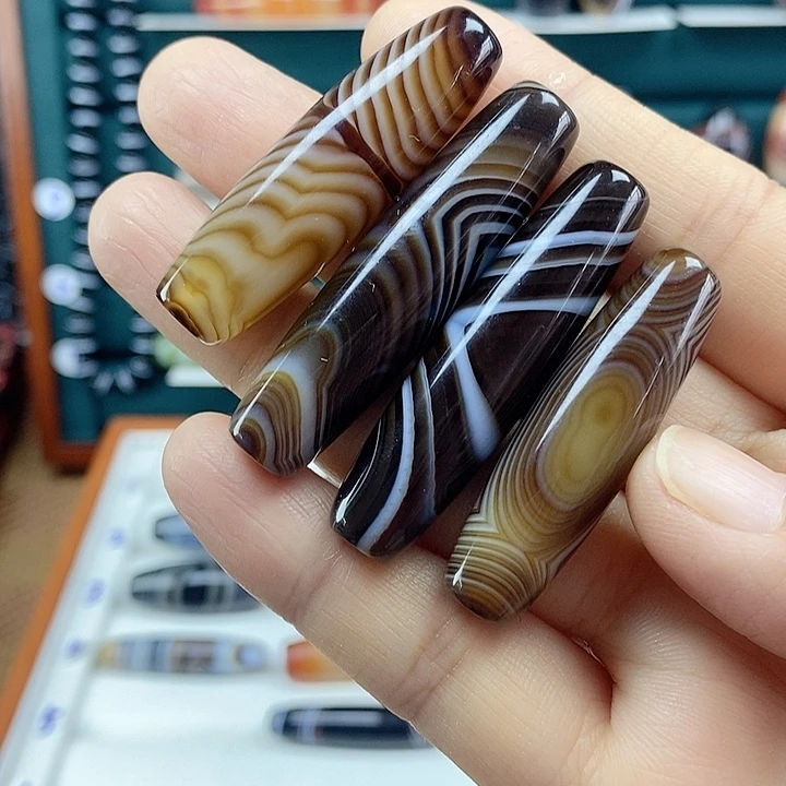 莲***澜玛瑙/玉髓未镶嵌颈饰