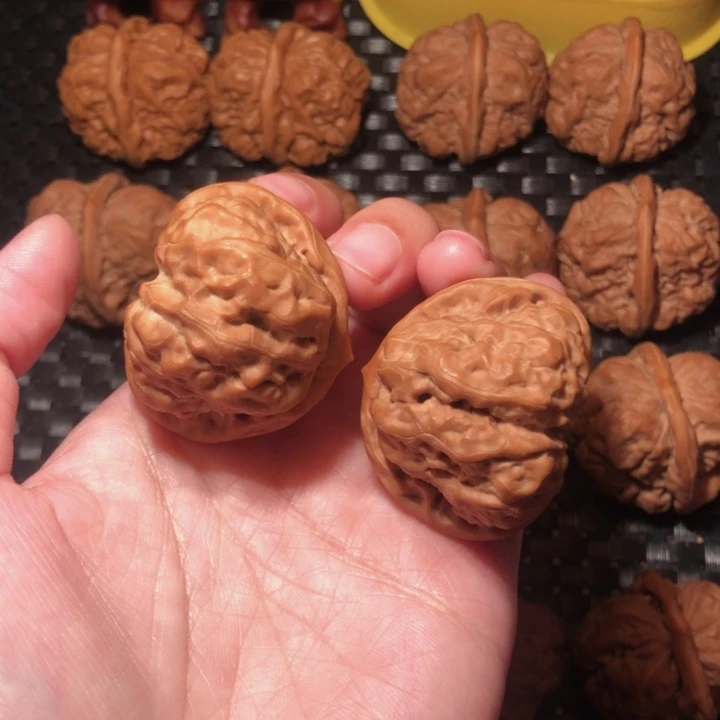 把件文玩核桃心型三角蛙41