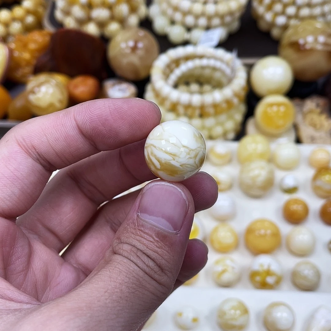 蜜蜡未镶嵌珠宝奇石18.2mm【金丝溶洞金瓷白】圆珠