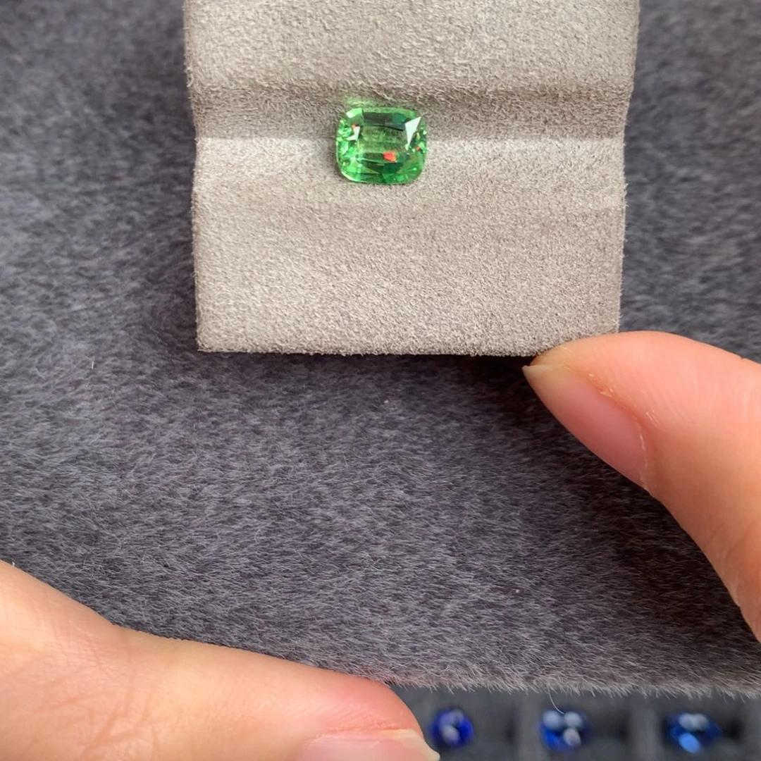 石榴石（沙弗莱）1.09ct未镶嵌