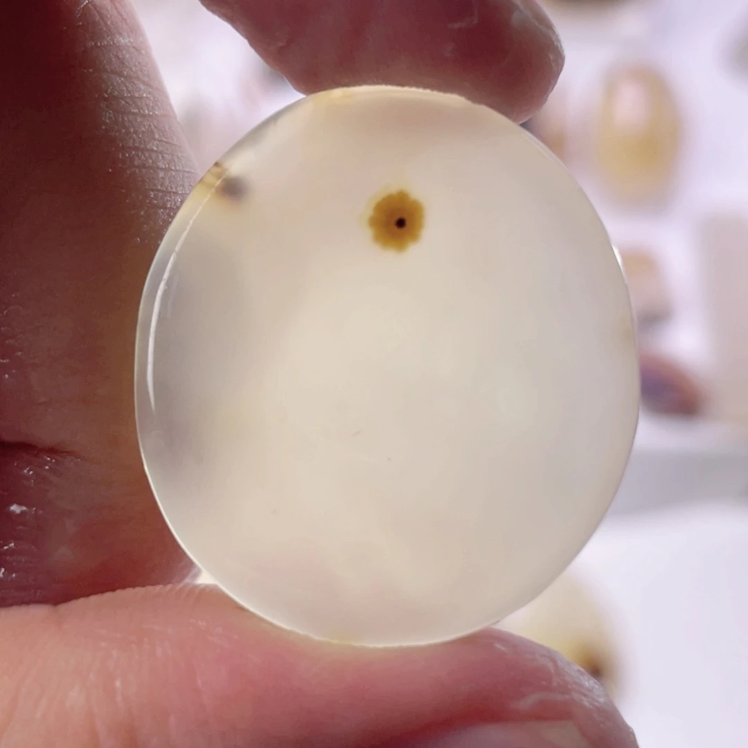 玛瑙/玉髓颈饰合金