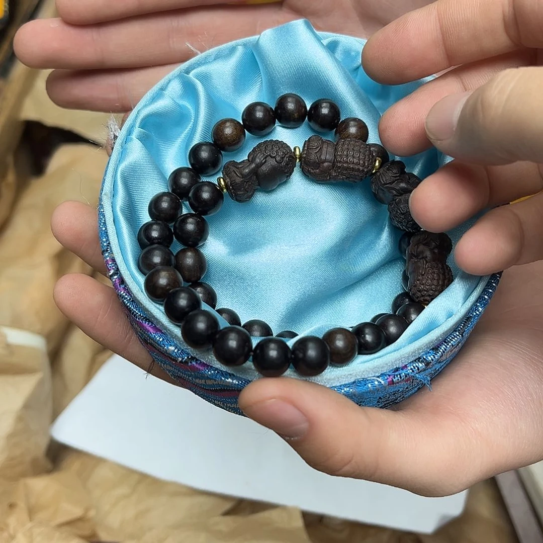 大叶紫檀（黑酸枝木类）