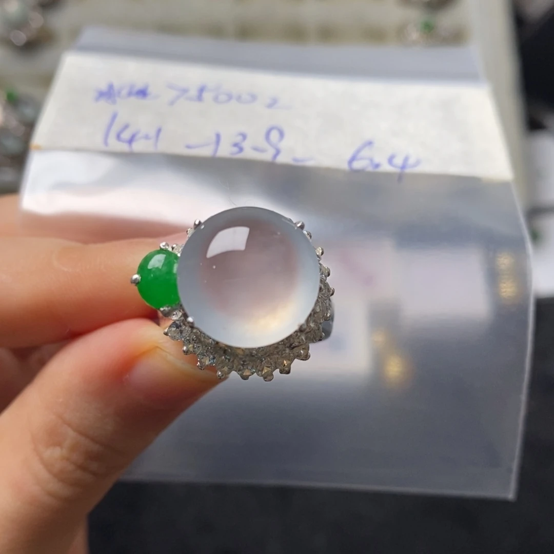 定制翡翠未镶嵌不退不换