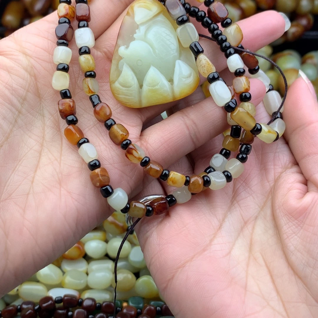 和田玉未镶嵌手链