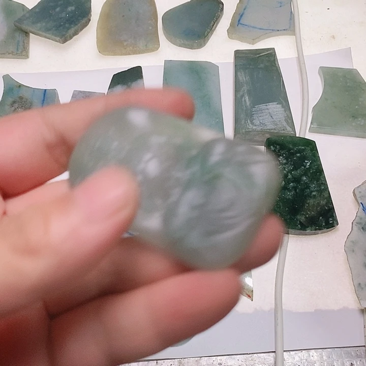 定制翡翠未镶嵌翡翠
