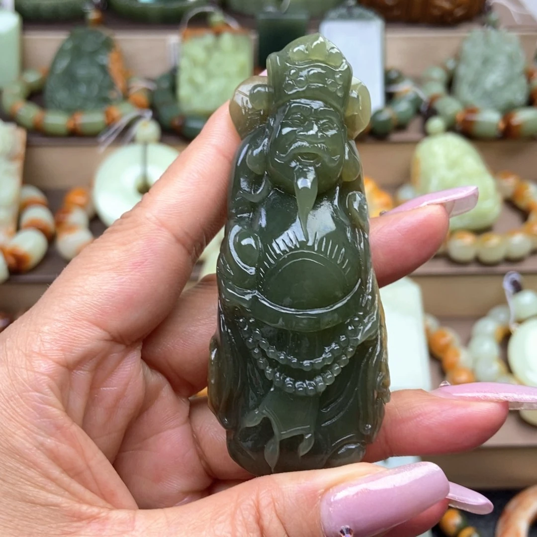 浩****透闪石质玉未镶嵌把件