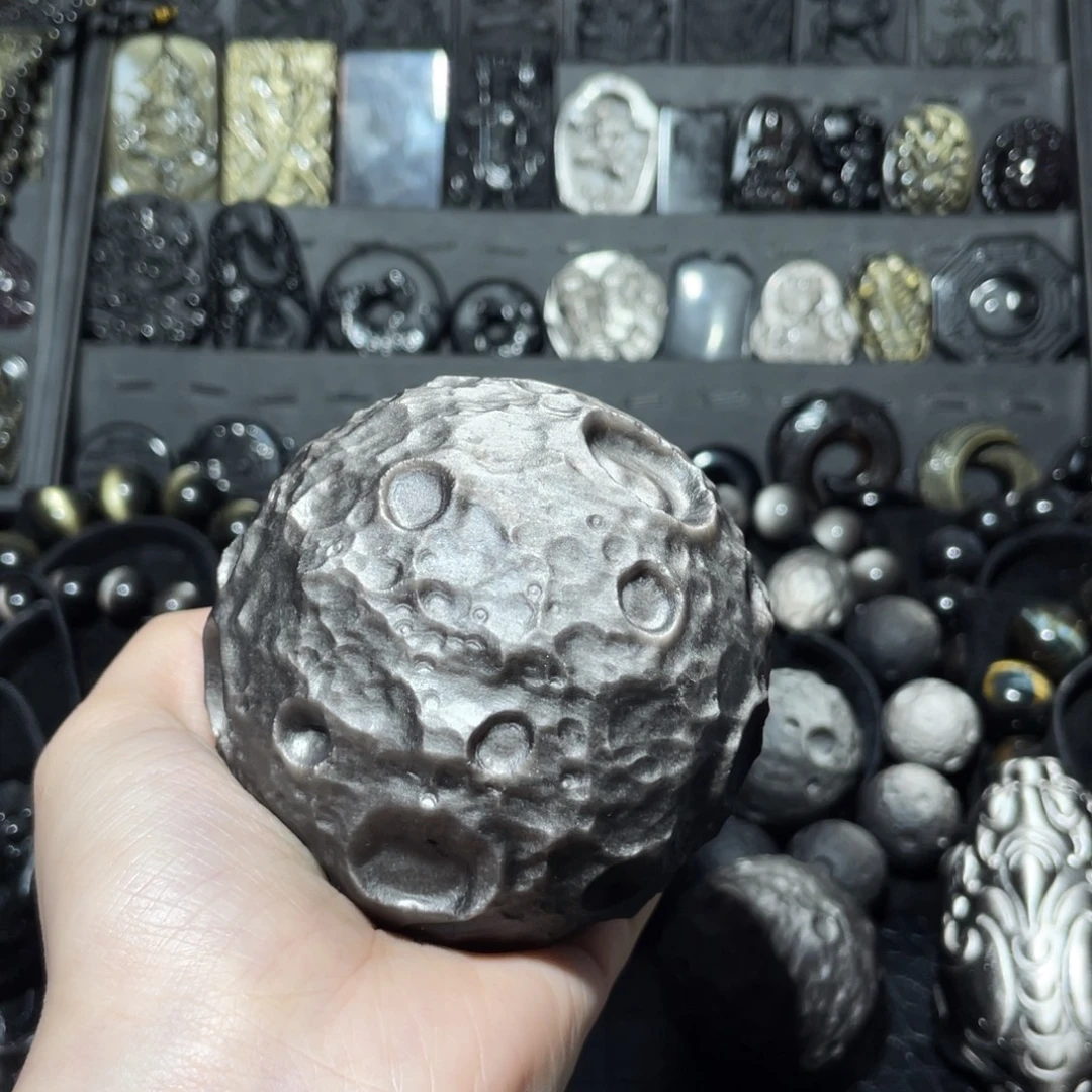 秋***凉黑曜岩未镶嵌珠宝奇石