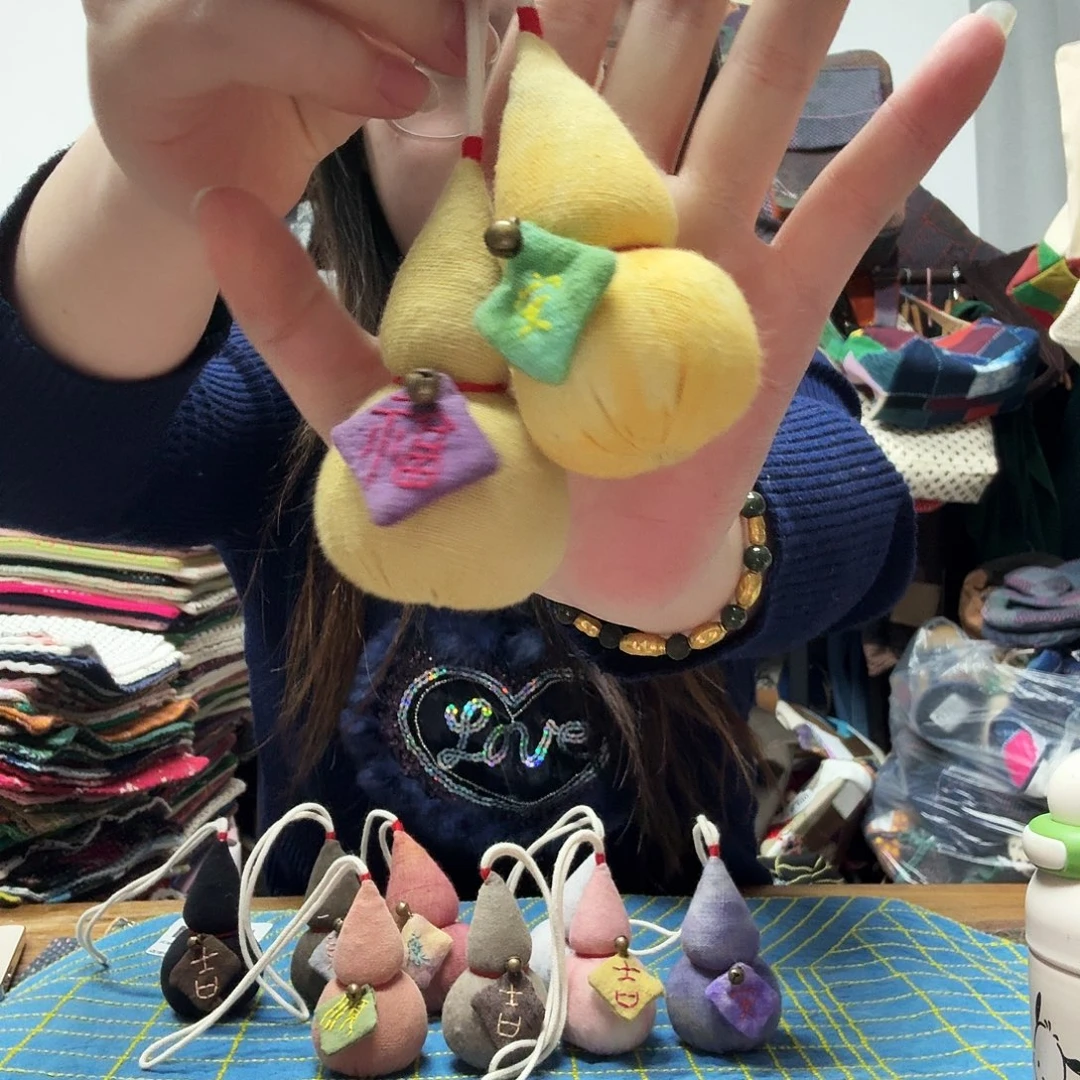 ****织绣Jjjhggfddsssfghkmmkjhgg